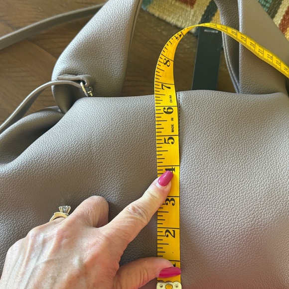 Elegant Taupe Handbag - Picture 12 of 13